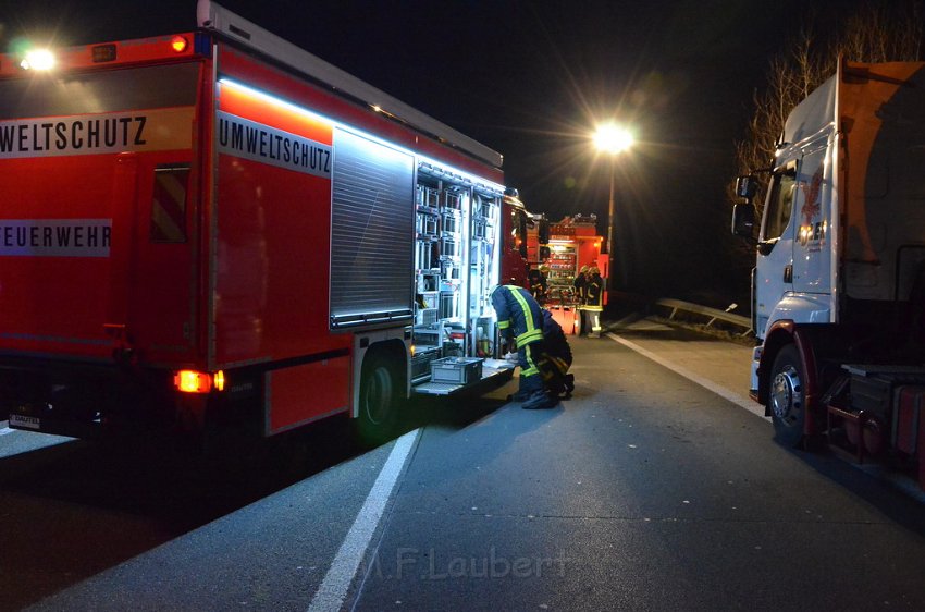 VU A4 Rich Olpe kurz hinter AK Koeln West P204.JPG